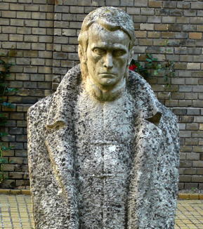 Bolyai's statue at the university in Kolozsvár