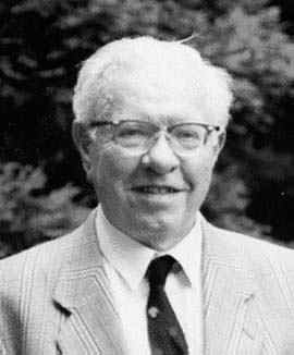 Picture of Fred Hoyle
 
