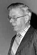 Thumbnail of Fred Hoyle