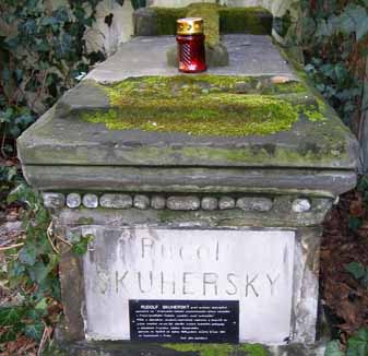 Grave of Rudolf Skuhersky